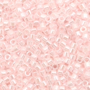 Abalorios Miyuki Delica's 11/0 Ceylon baby pink DB-234