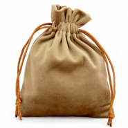 Bolso de terciopelo Marr&oacute;n