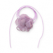 Choker con flor de organza P&uacute;rpura