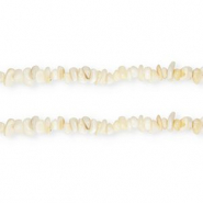 Abalorios conchas chips Blanco natural