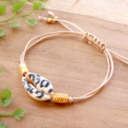 Set de inspiraciones Joyería con conchas kauri y elegantes accesorios