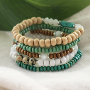Set de inspiraciones Ver aquí cómo hacer pulseras de moda con abalorios de madera