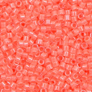 Abalorios Miyuki Delica's 11/0 Luminous flamingo pink DB-2034