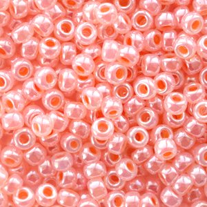 Miyuki Rocalla 8/0 Ceylon salmon pink 8-539