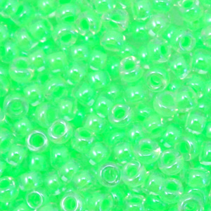 Rocalla Miyuki 8/0 Luminous green 8-1120
