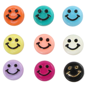Abalorios letras acr&iacute;licas smiley Multicolor