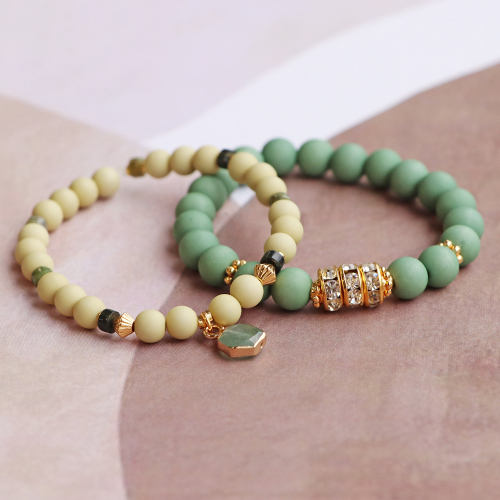 Inspiraci&oacute;n para joyer&iacute;a de tendencia con abalorios acr&iacute;licos