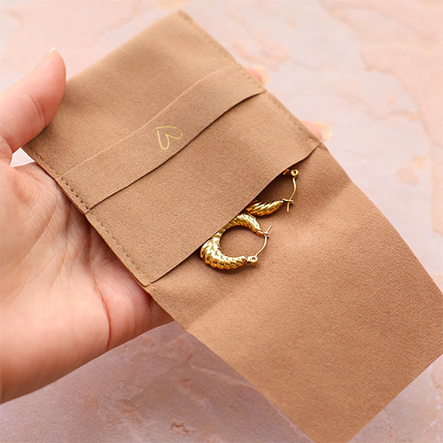 Trucos para embalar tus joyas en bolsos de joyer&iacute;a
