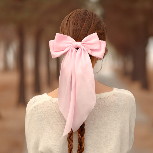 Mix & Match! tu colecci&oacute;n con scrunchies y horquillas con lazo