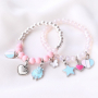 Joyer&iacute;a colores para ni&ntilde;as con colgantes met&aacute;licos