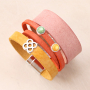 Descubra aqu&iacute; c&oacute;mo hacer pulseras con nuestra nueva colecci&oacute;n de cuero plano DQ.