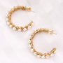Elaboraci&oacute;n de joyas minimalistas con perlas de agua dulce y fornituras para pendiente base doradas