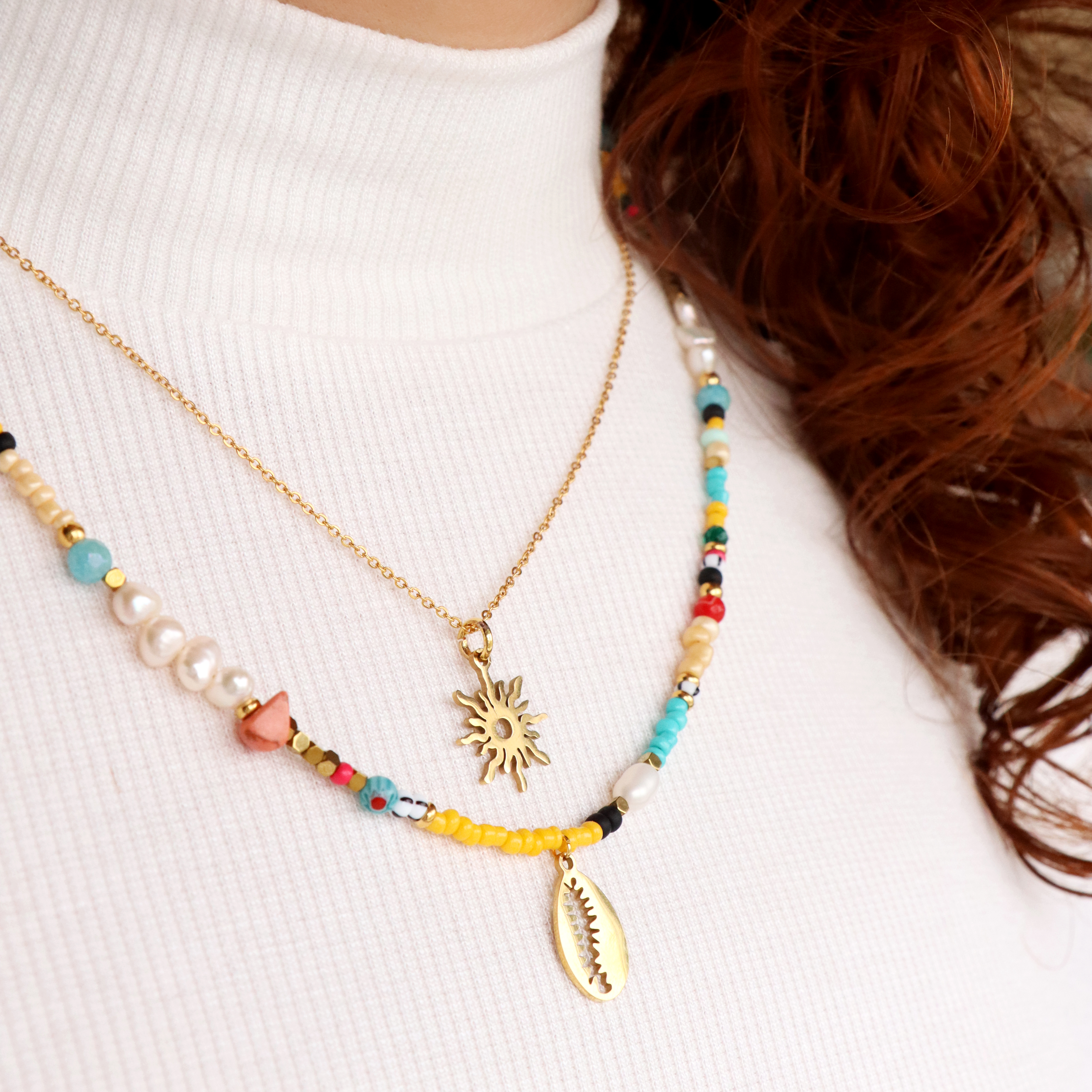 Insp&iacute;rate en estas coloridas pulseras y collares de verano 