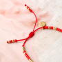 &iexcl;Manos a la obra con las borlas mini para crear las mejores pulseras y tobilleras!