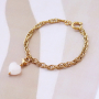 Dise&ntilde;a pendientes de moda con piedras naturales de coraz&oacute;n y estrella
