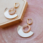 Ponte en marcha para crear una colecci&oacute;n de pendientes de tendencia  