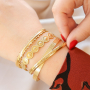 Manos a la obra con las pulseras listas para llevar
