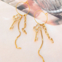Dise&ntilde;a pendientes y collares con colgantes llave