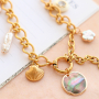 Crea joyer&iacute;a trendy con colgantes y entrepiezas de perlas de agua dulce