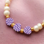 &iexcl;D&eacute;jate inspirar! Crea pulseras de abalorios con un toque alegre.