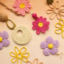 Dise&ntilde;a collares, pendientes y anillos con colgantes y fornituras de rafia
