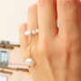 Crear joyas elegantes con perlas de agua dulce de imitaci&oacute;n