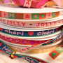 &iexcl;Haz que tus regalos & creaciones sean a&uacute;n m&aacute;s festivos con cinta!